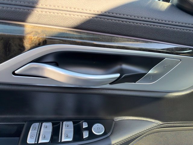 Used 2020 BMW 750i xDrive w/ M Sport Package AWD/4WD image 32