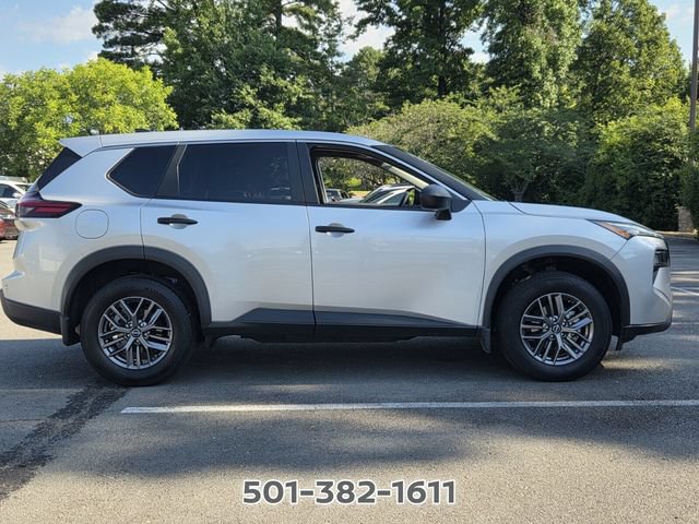 Used 2024 Nissan Rogue S AWD/4WD image 6
