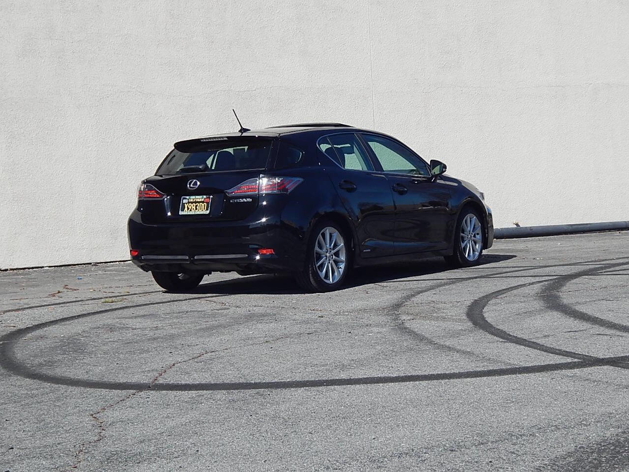 Used 2012 Lexus CT 200h Premium w/ Leather Pkg image 5