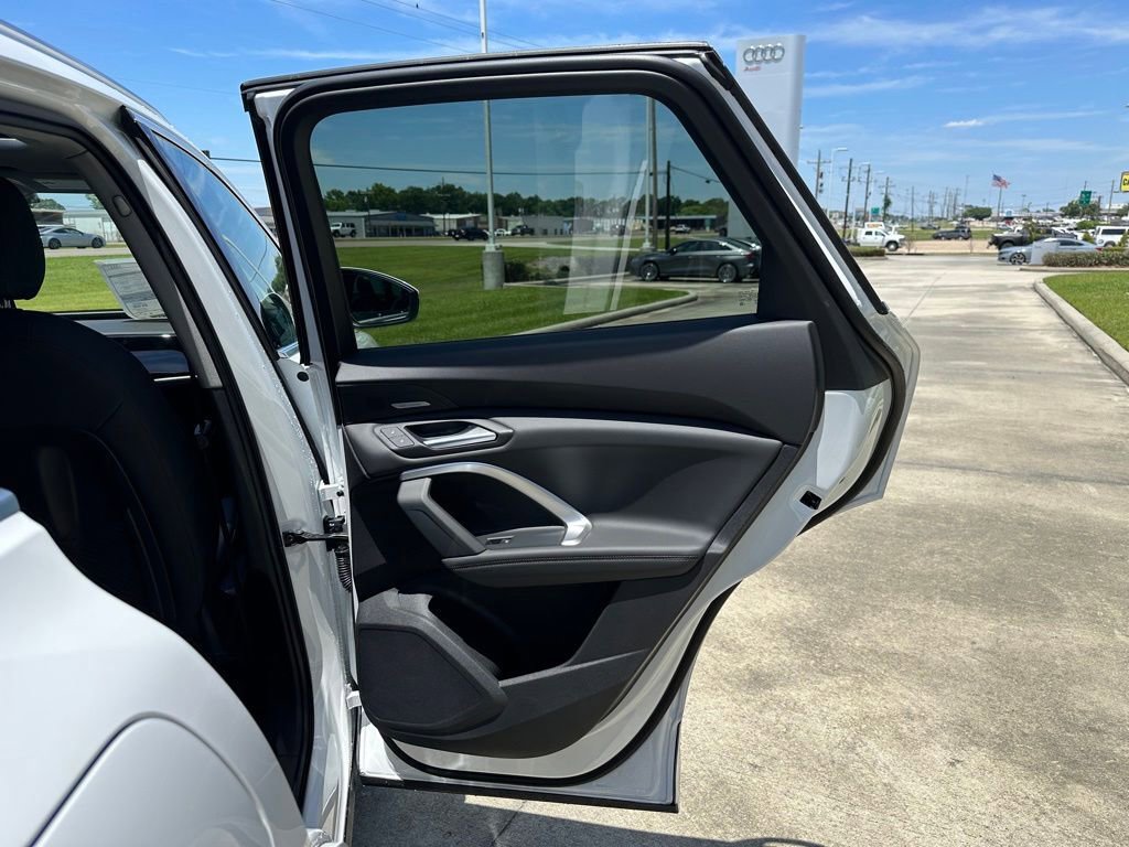 New 2026 Audi Q5 Premium Plus AWD/4WD image 32