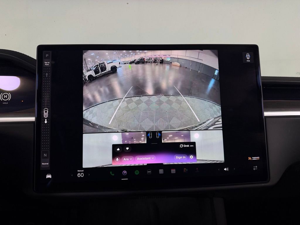 Used 2023 Tesla Model X image 19