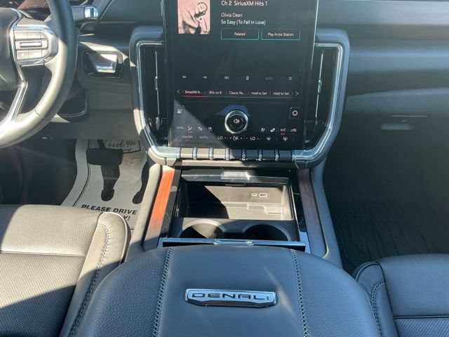 Used 2025 GMC Yukon XL Denali w/ LPO, Floor Liner Package AWD/4WD image 28