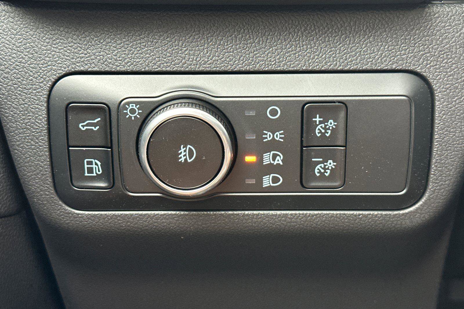 New 2024 Ford Escape PHEV w/ PHEV Premium Package image 23