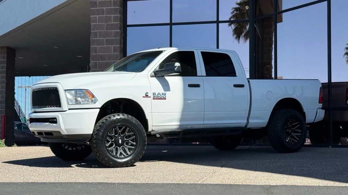 Used 2016 RAM 3500 Tradesman w/ Popular Equipment Group AWD/4WD image 8