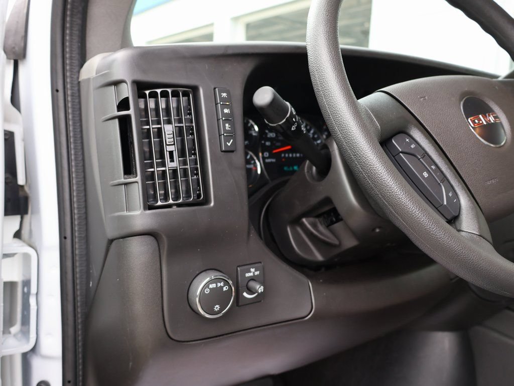 New 2025 GMC Savana 3500 Extended w/ Driver Convenience Package RWD image 12