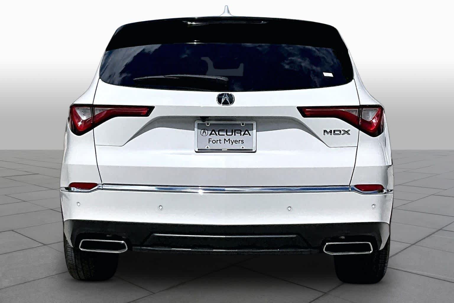Certified 2024 Acura MDX w/ Technology Package FWD image 5
