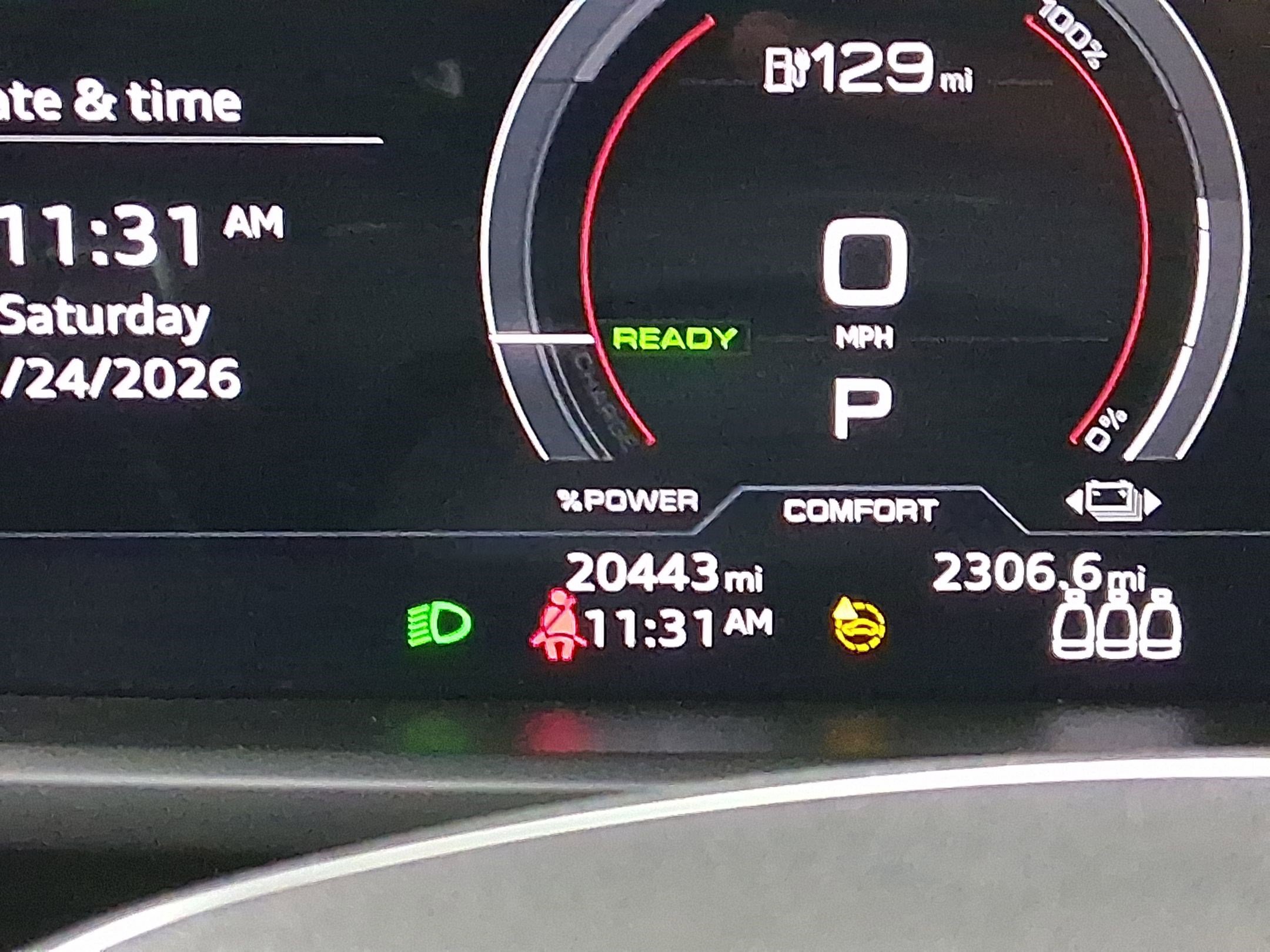 Used 2022 Audi RS e-tron GT quattro w/ Year 1 Package image 17