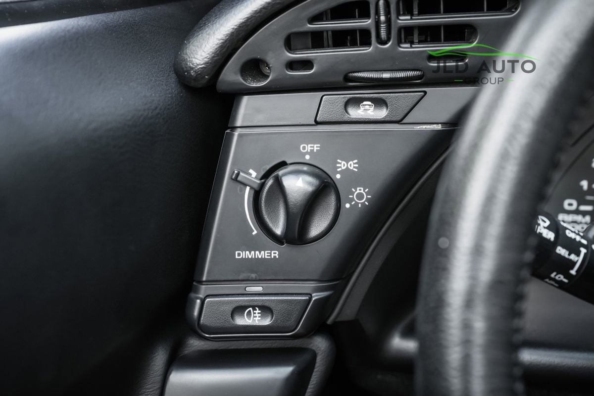 Used 1996 Chevrolet Corvette Convertible Grand Sport image 26