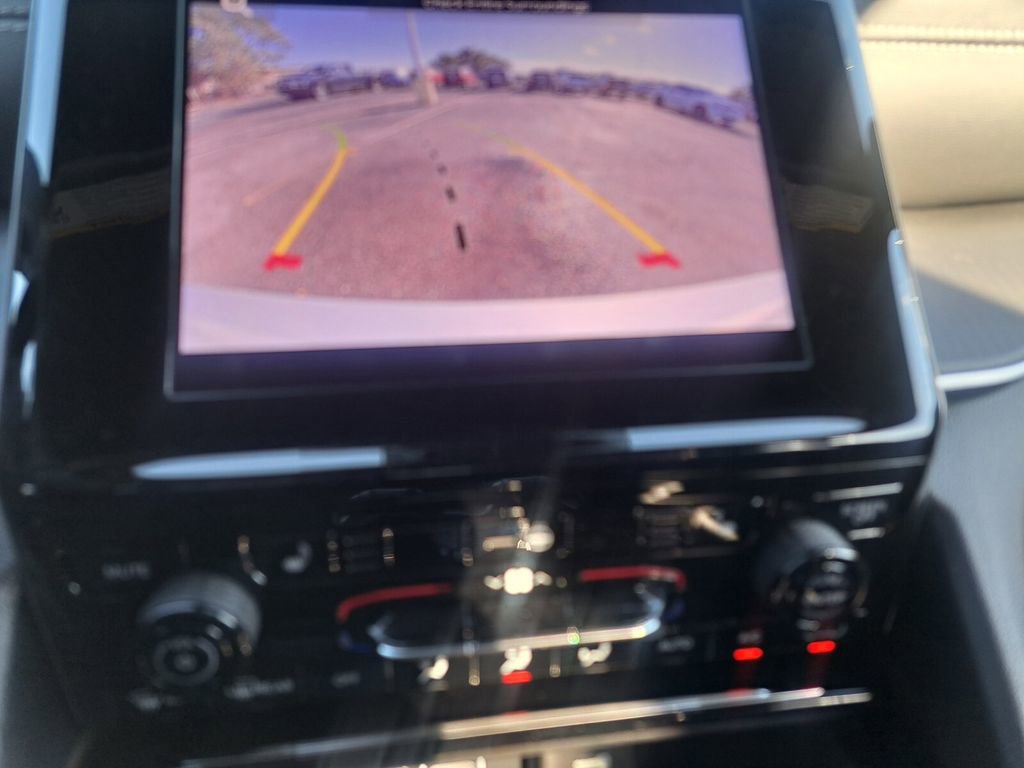 New 2025 Jeep Grand Cherokee L Laredo image 11