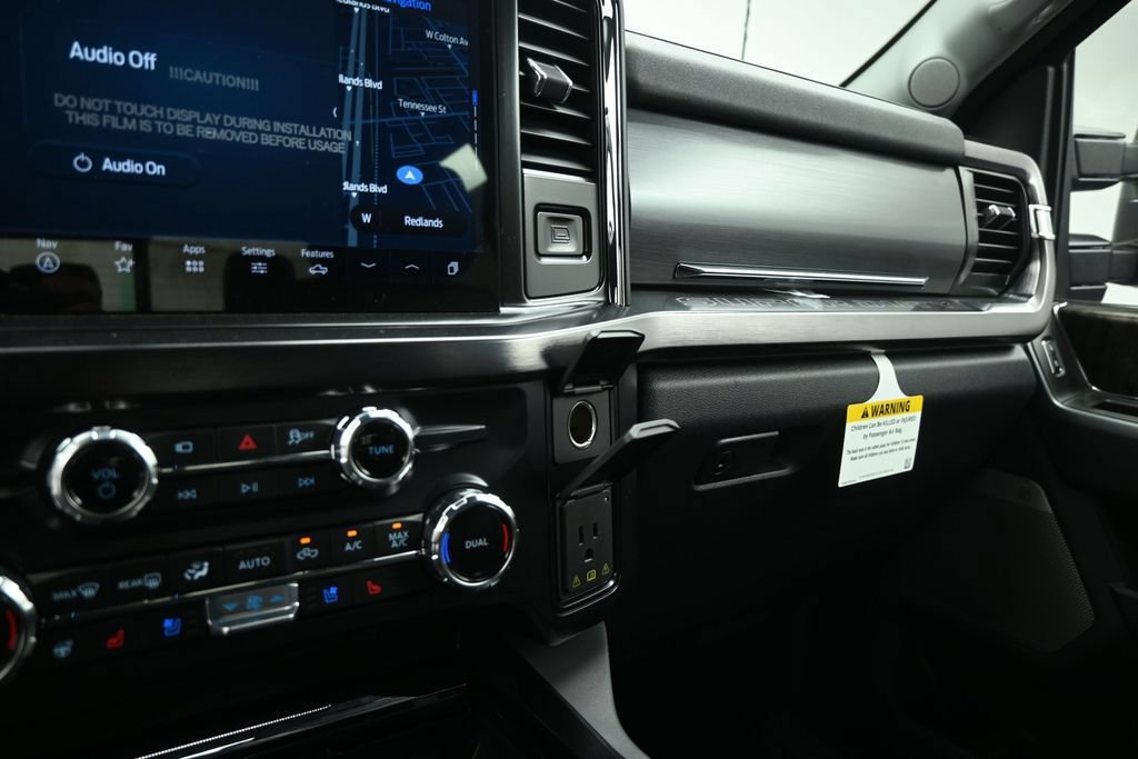 New 2026 Ford F450 Lariat w/ Lariat Premium Package AWD/4WD image 16
