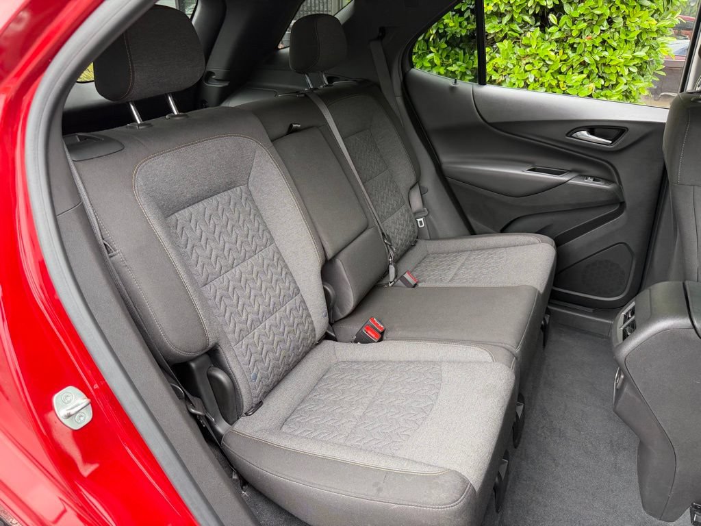 Used 2022 Chevrolet Equinox LT FWD image 39