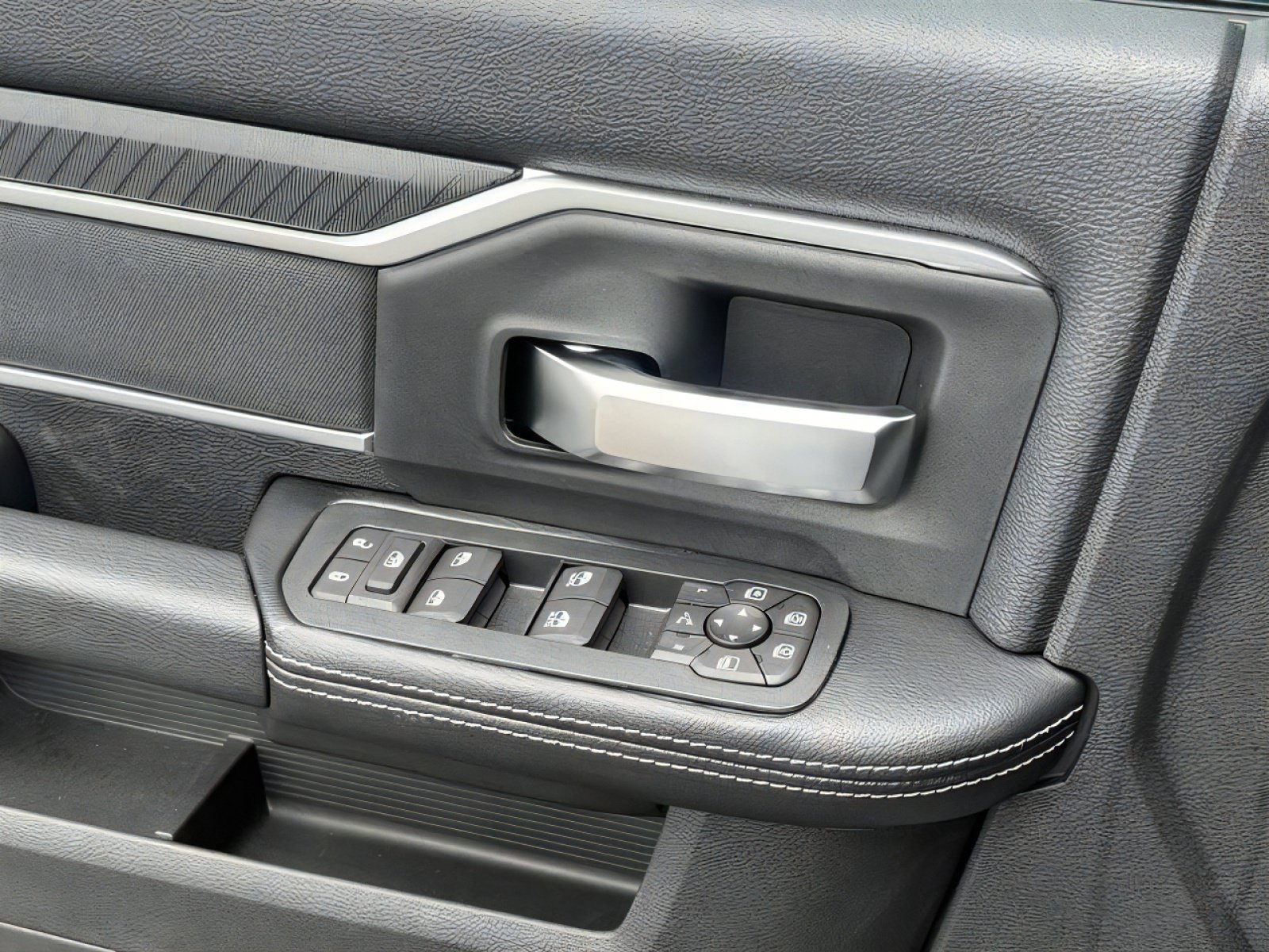 New 2026 RAM 2500 Big Horn AWD/4WD image 24