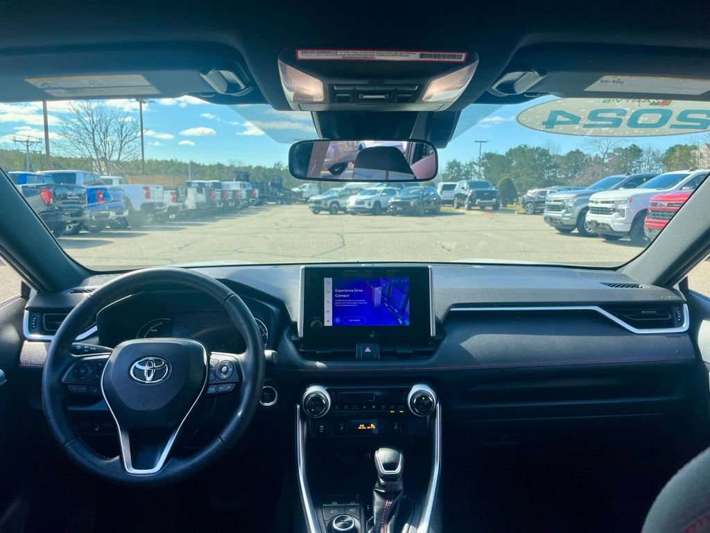 Used 2024 Toyota RAV4 SE w/ Weather & Moonroof Package image 24