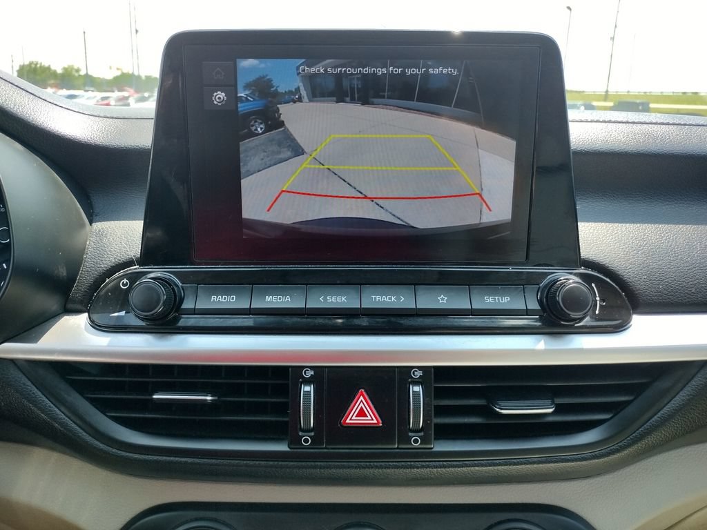 Used 2023 Kia Forte LXS FWD image 4