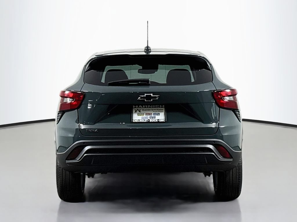 New 2026 Chevrolet Trax LS w/ LS Convenience Package FWD image 6