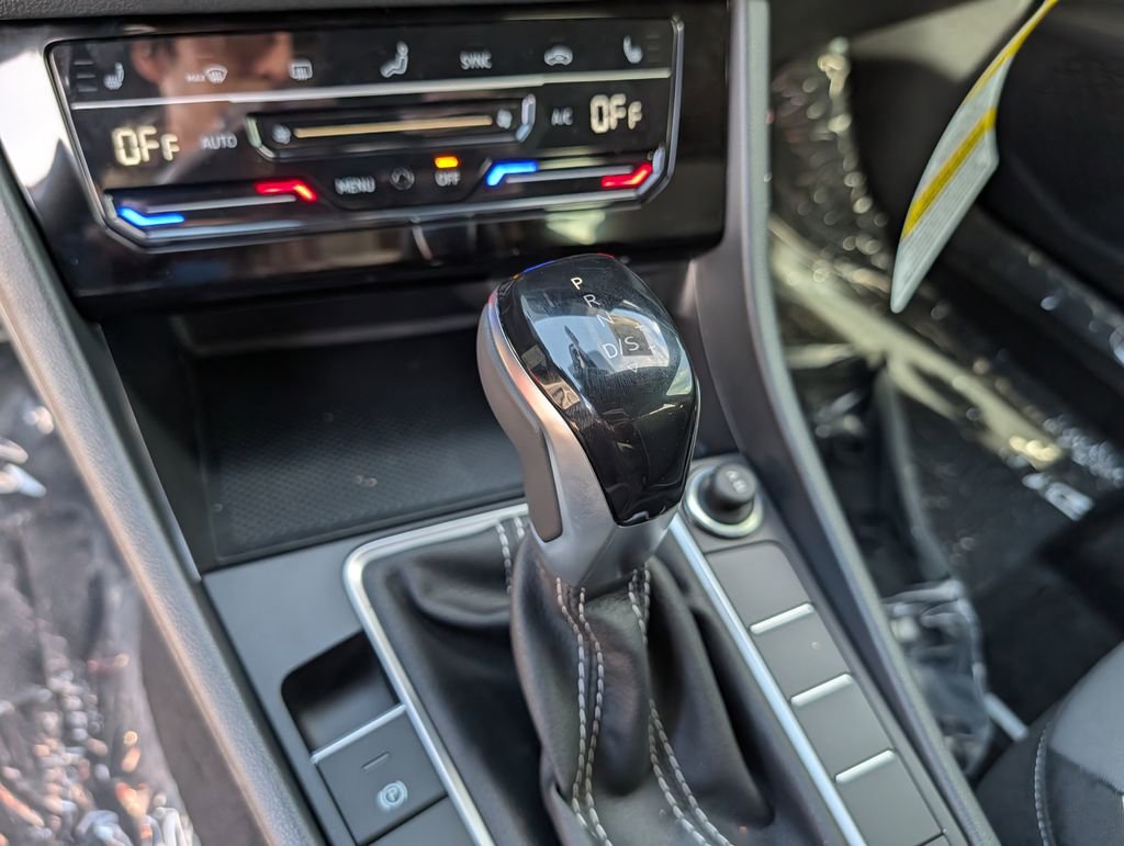 New 2025 Volkswagen Jetta Sport image 12