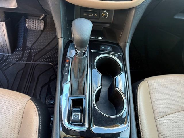 Used 2024 Chevrolet Equinox Premier image 24