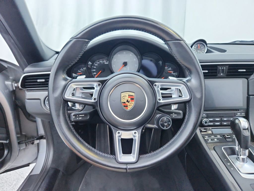Used 2017 Porsche 911 Carrera 4S image 18