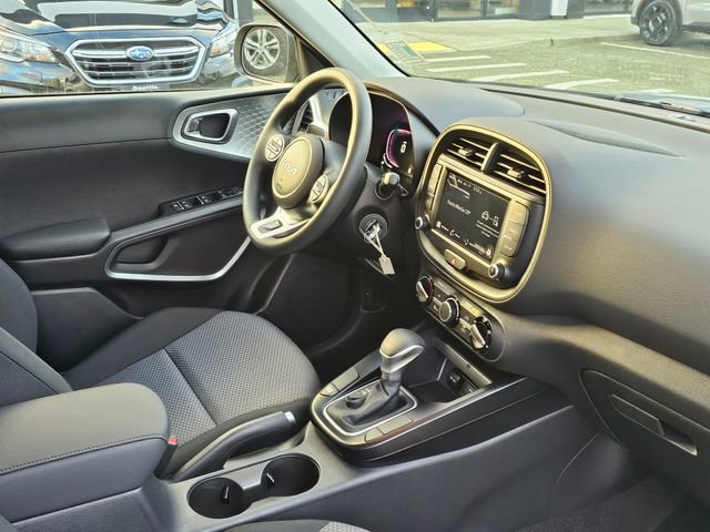 New 2025 Kia Soul LX w/ LX Technology Package image 7