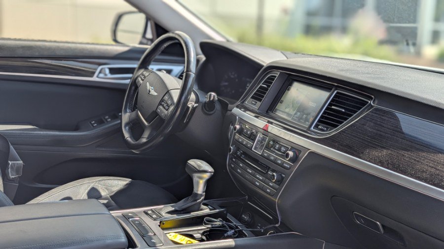Used 2018 Genesis G80 3.8 AWD/4WD image 20