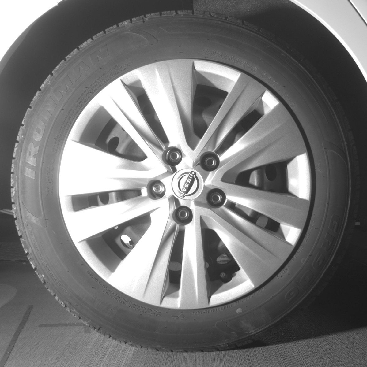 Used 2025 Nissan Sentra S image 15