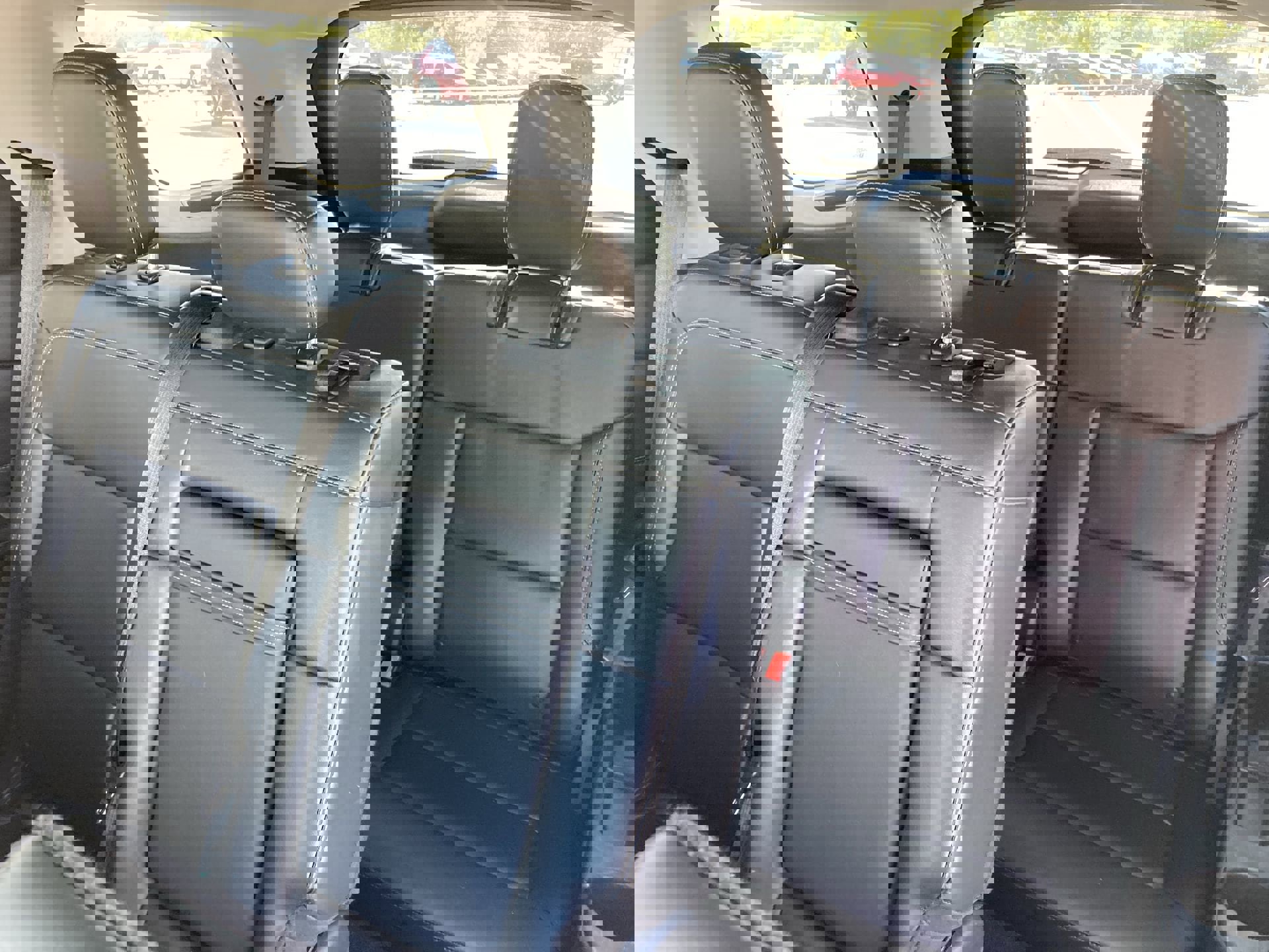 Used 2024 Ford Explorer XLT w/ Equipment Group 202A image 27