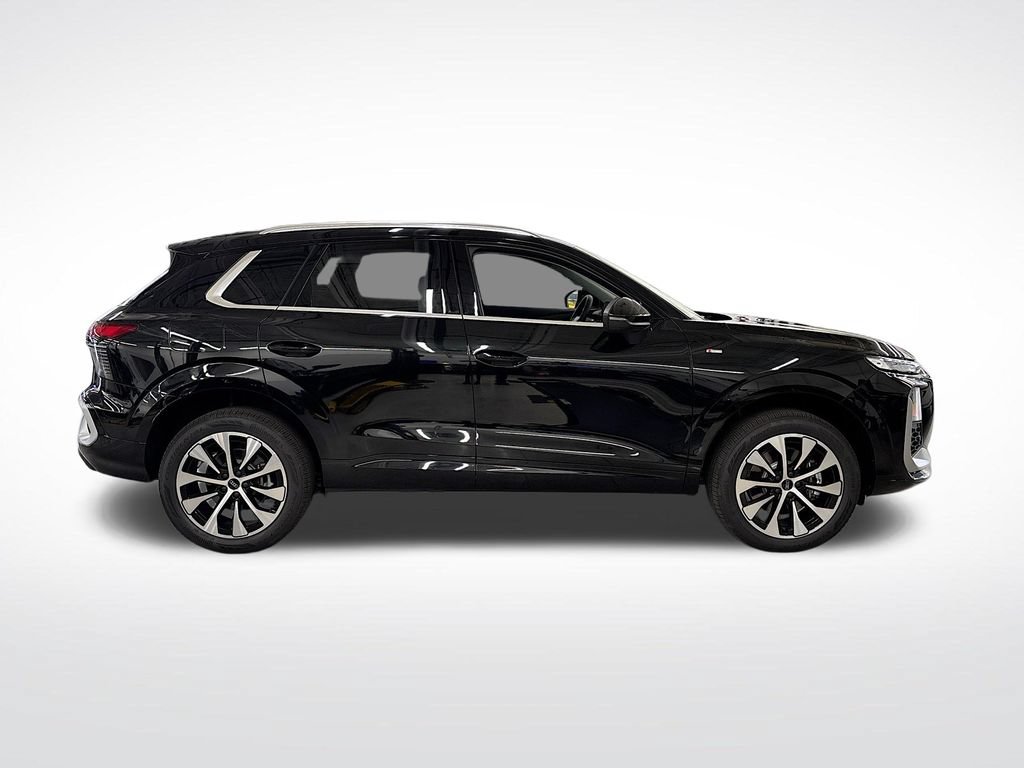 New 2026 Audi Q3 quattro 2.0T AWD/4WD image 6