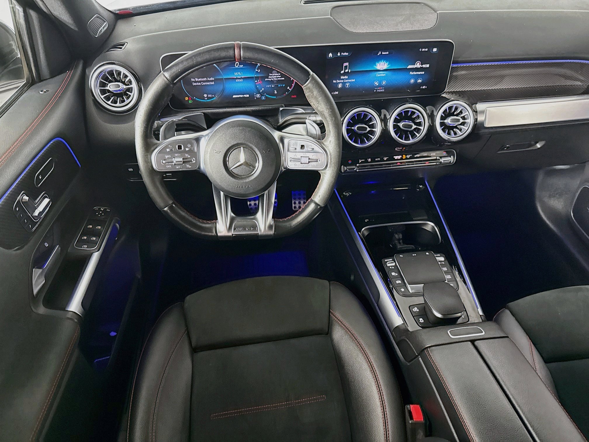 Used 2021 Mercedes-Benz GLB 35 AMG 4MATIC image 27