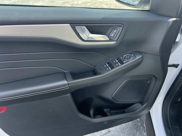 Certified 2021 Ford Escape SE w/ Convenience Package image 17