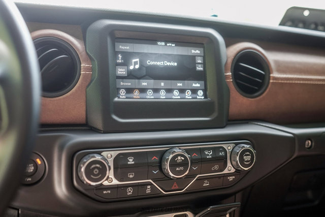 Used 2021 Jeep Gladiator Sport AWD/4WD image 33
