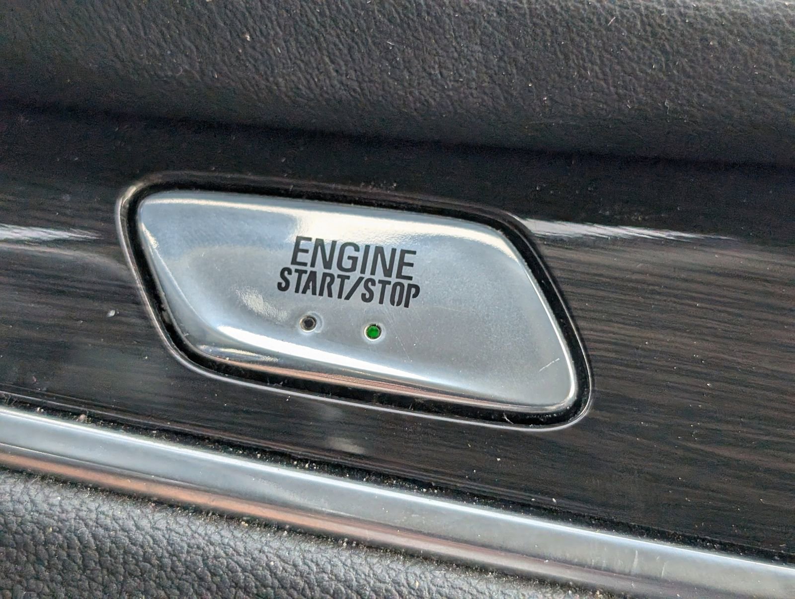 Used 2019 Buick Enclave Essence image 19