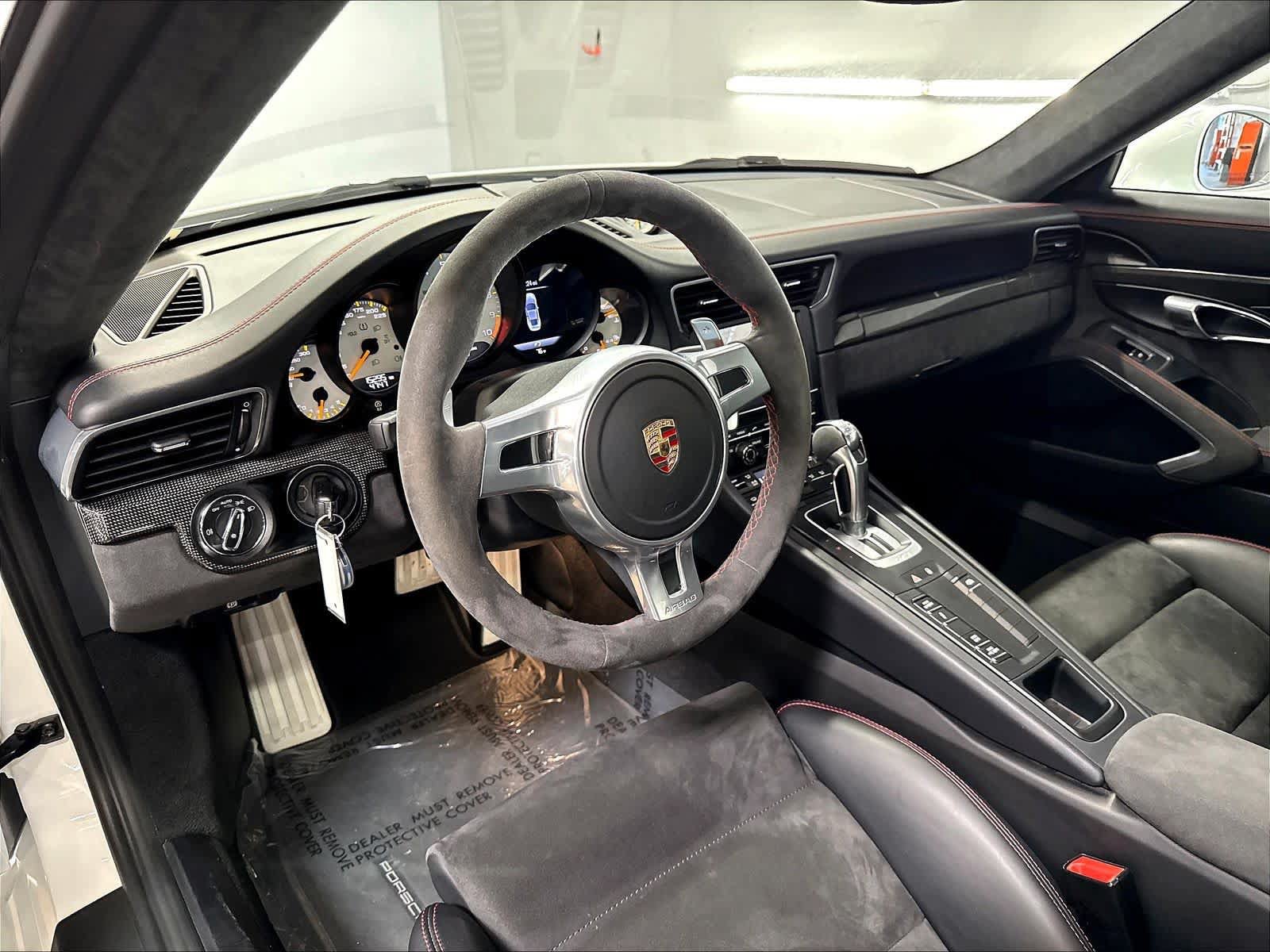 Used 2015 Porsche 911 GT3 RWD image 16