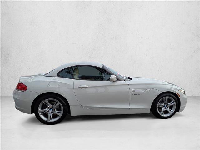 Used 2009 BMW Z4 sDrive35i image 4