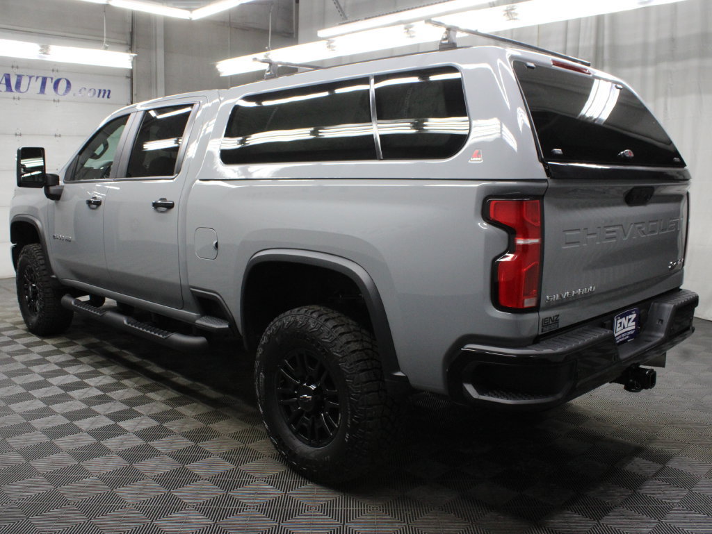 Used 2025 Chevrolet Silverado 2500 ZR2 w/ Technology Package AWD/4WD image 9