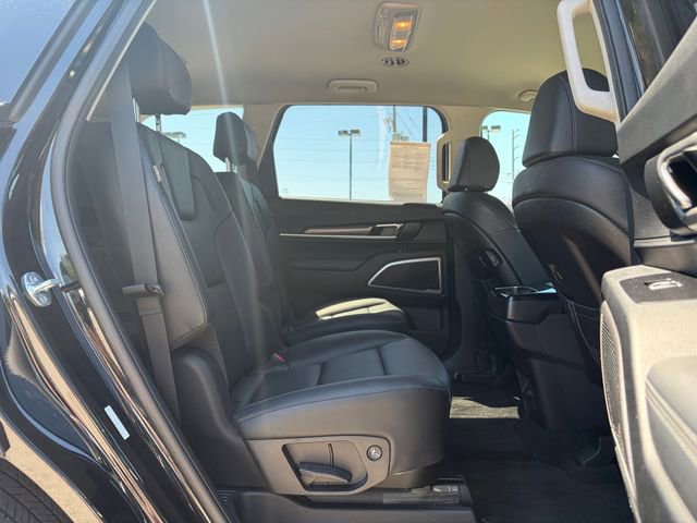 Used 2024 Kia Telluride S FWD image 13
