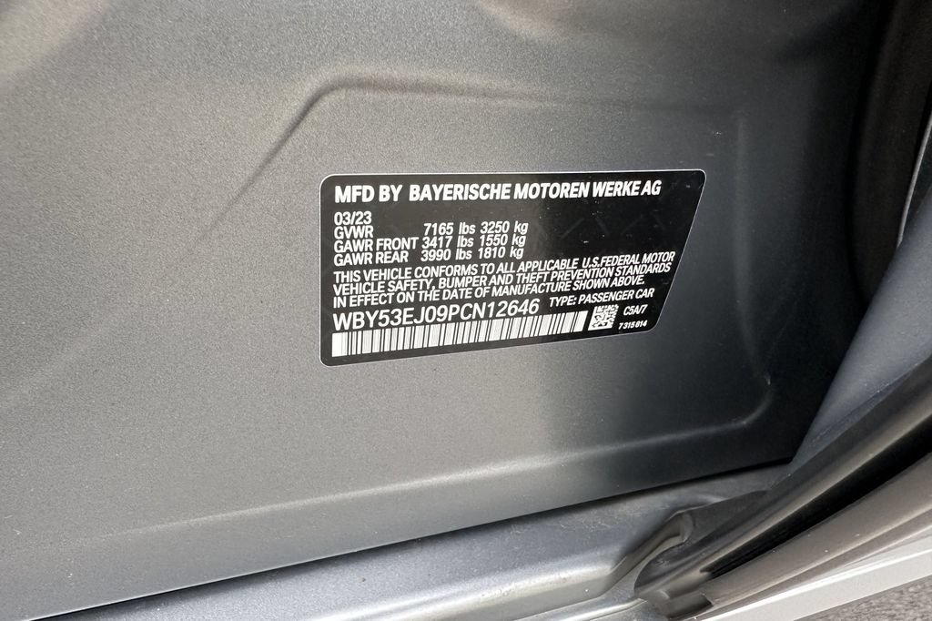Used 2023 BMW i7 xDrive60 AWD/4WD image 35