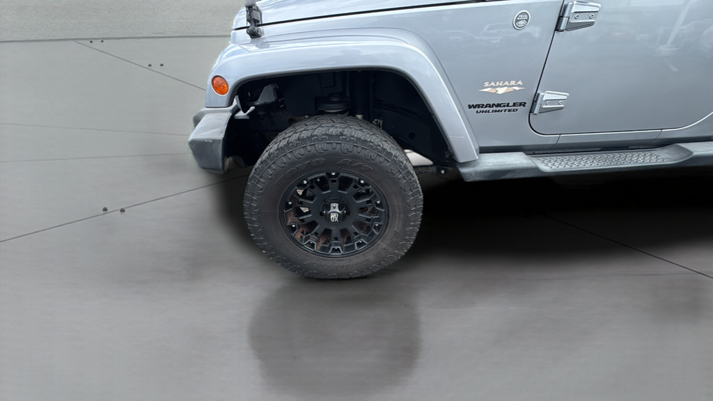 Used 2013 Jeep Wrangler Unlimited Sahara w/ Connectivity Group AWD/4WD image 37