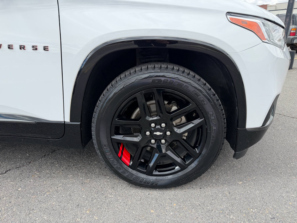 Used 2020 Chevrolet Traverse Premier w/ Redline Edition image 9
