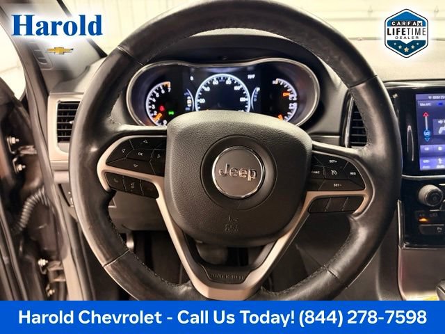 Used 2019 Jeep Grand Cherokee Laredo w/ Security & Convenience Group AWD/4WD image 16