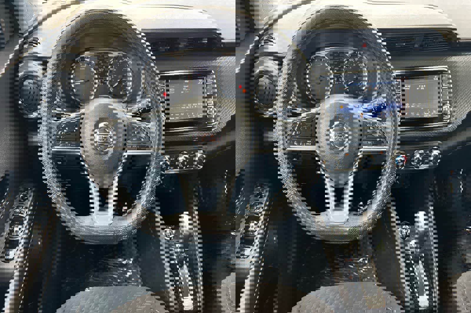 Used 2021 Nissan Kicks S image 15