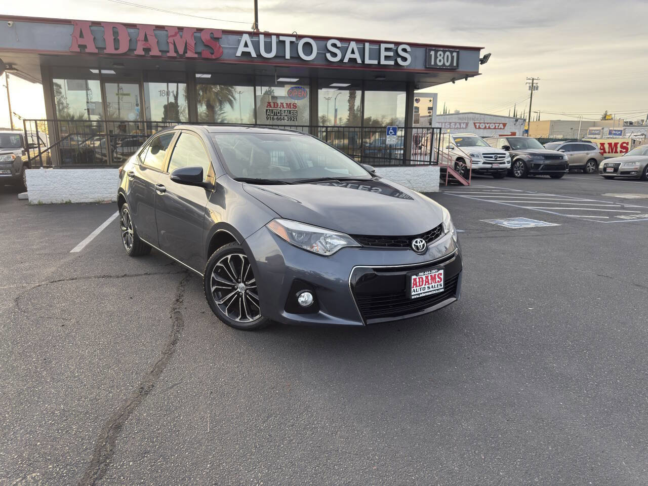 Used 2015 Toyota Corolla S FWD image 1