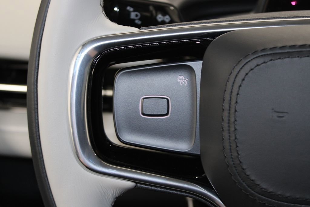 New 2026 Lincoln Navigator Premier AWD/4WD image 40