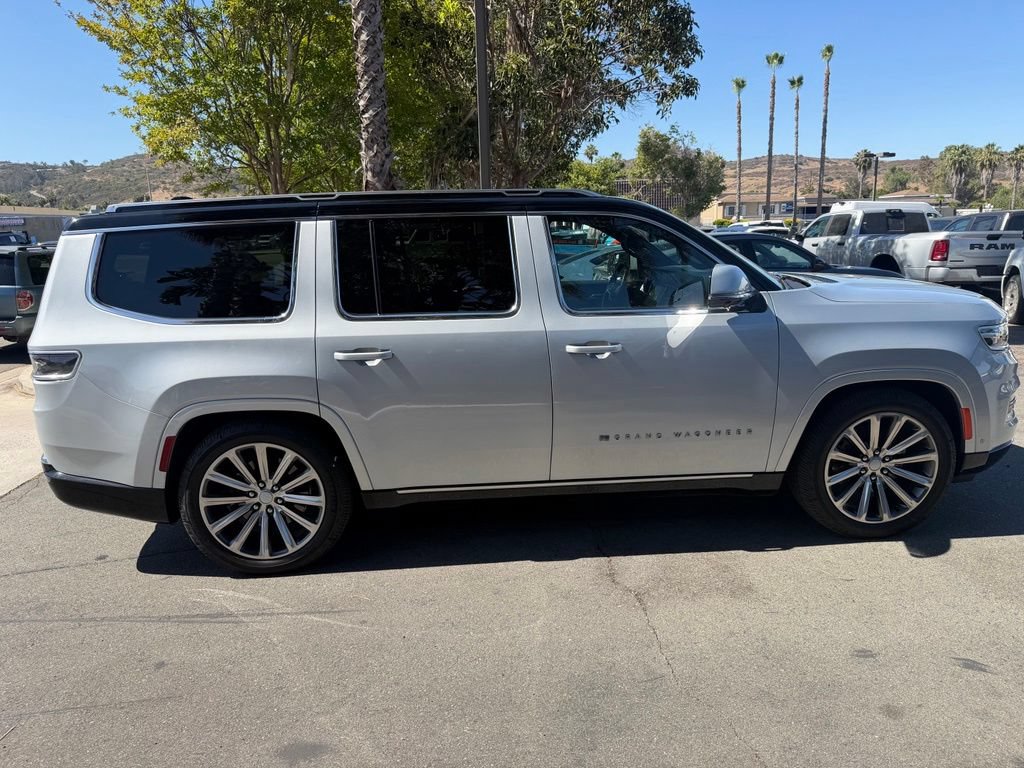Certified 2022 Jeep Grand Wagoneer Series II w/ Convenience Group III AWD/4WD image 17