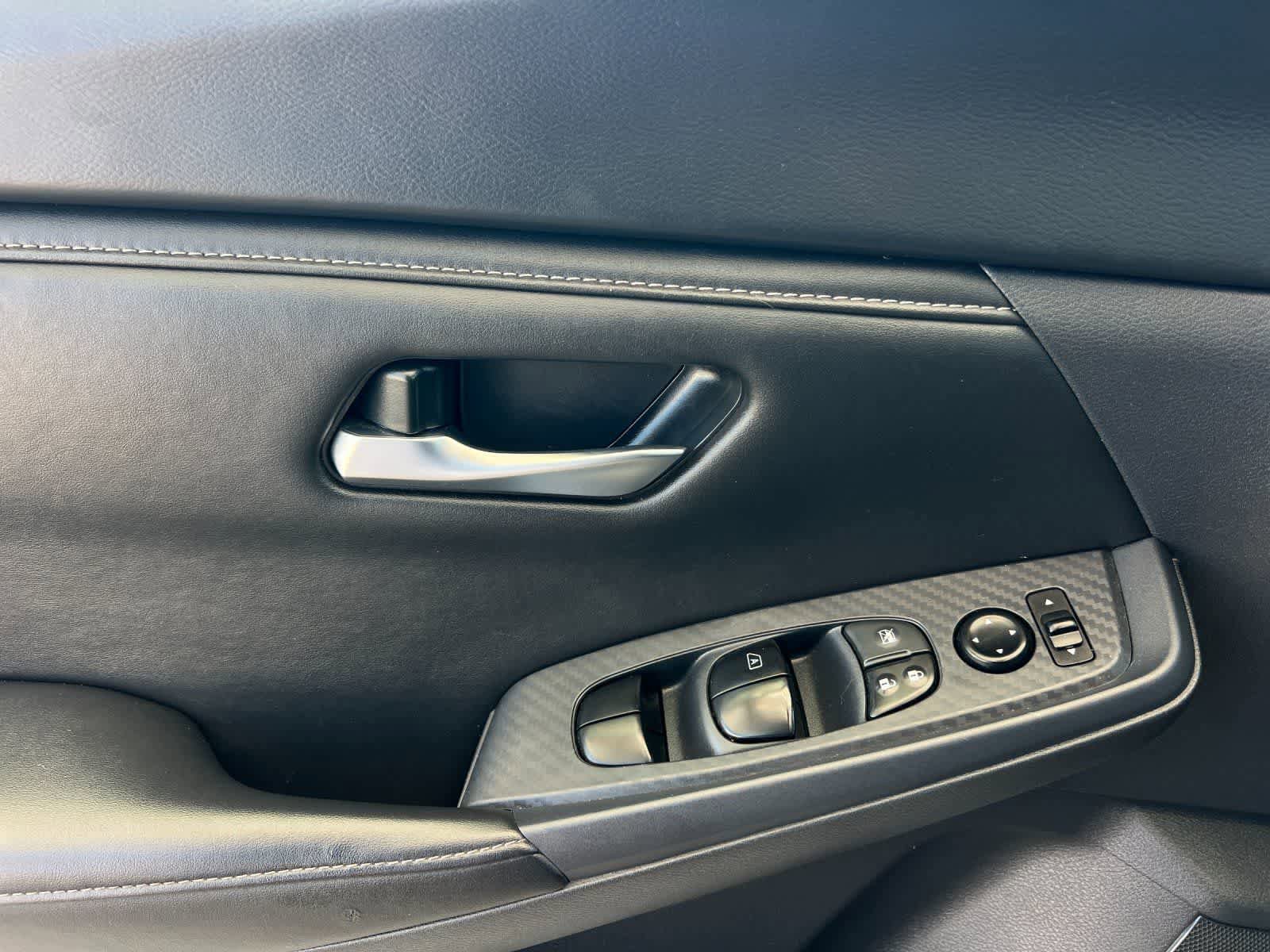 Used 2024 Nissan Sentra SV FWD image 13