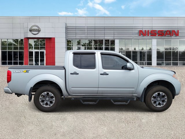 Used 2018 Nissan Frontier PRO-4X AWD/4WD image 8