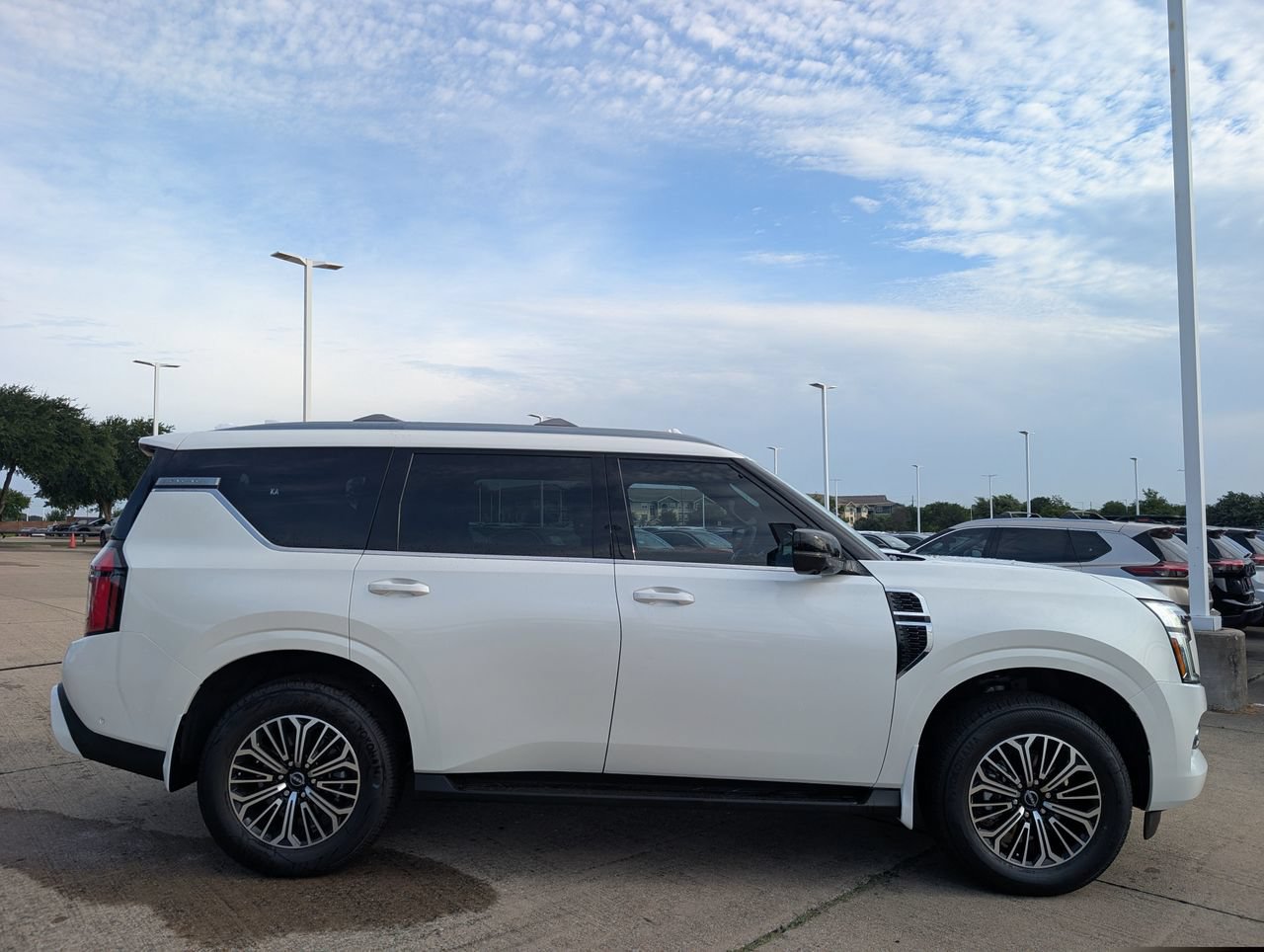 New 2026 Nissan Armada Platinum AWD/4WD image 3