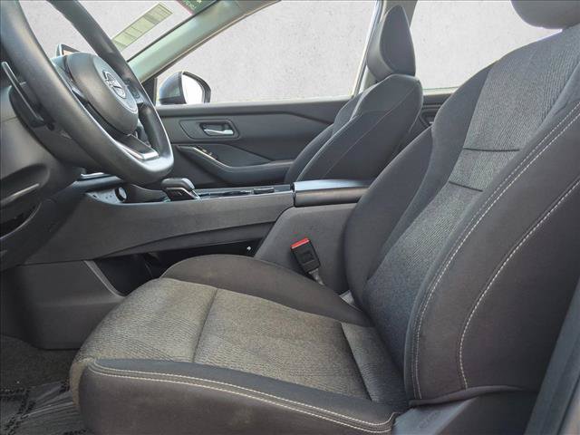 Used 2024 Nissan Rogue SV AWD/4WD image 16