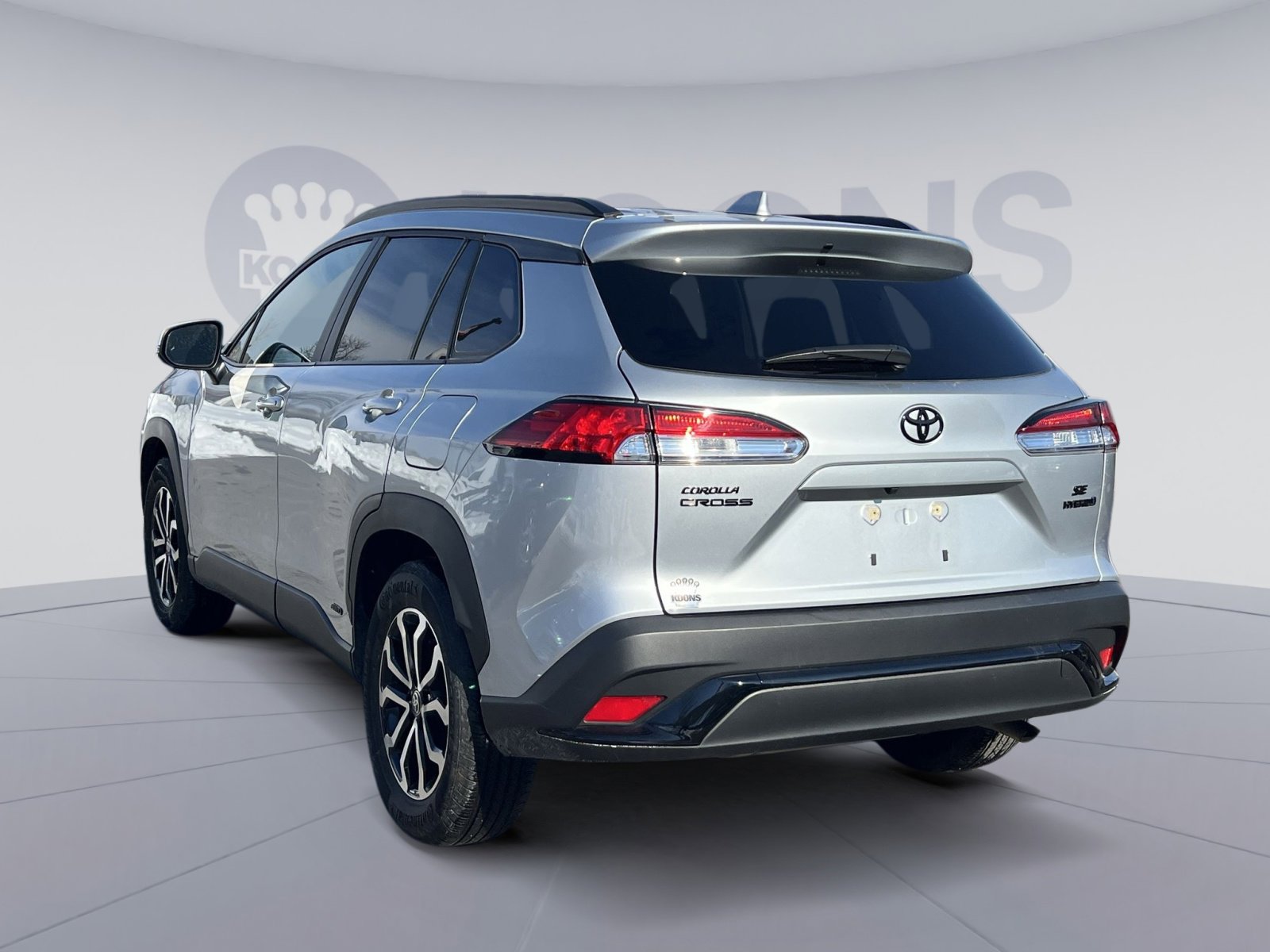 Used 2024 Toyota Corolla Cross SE image 4