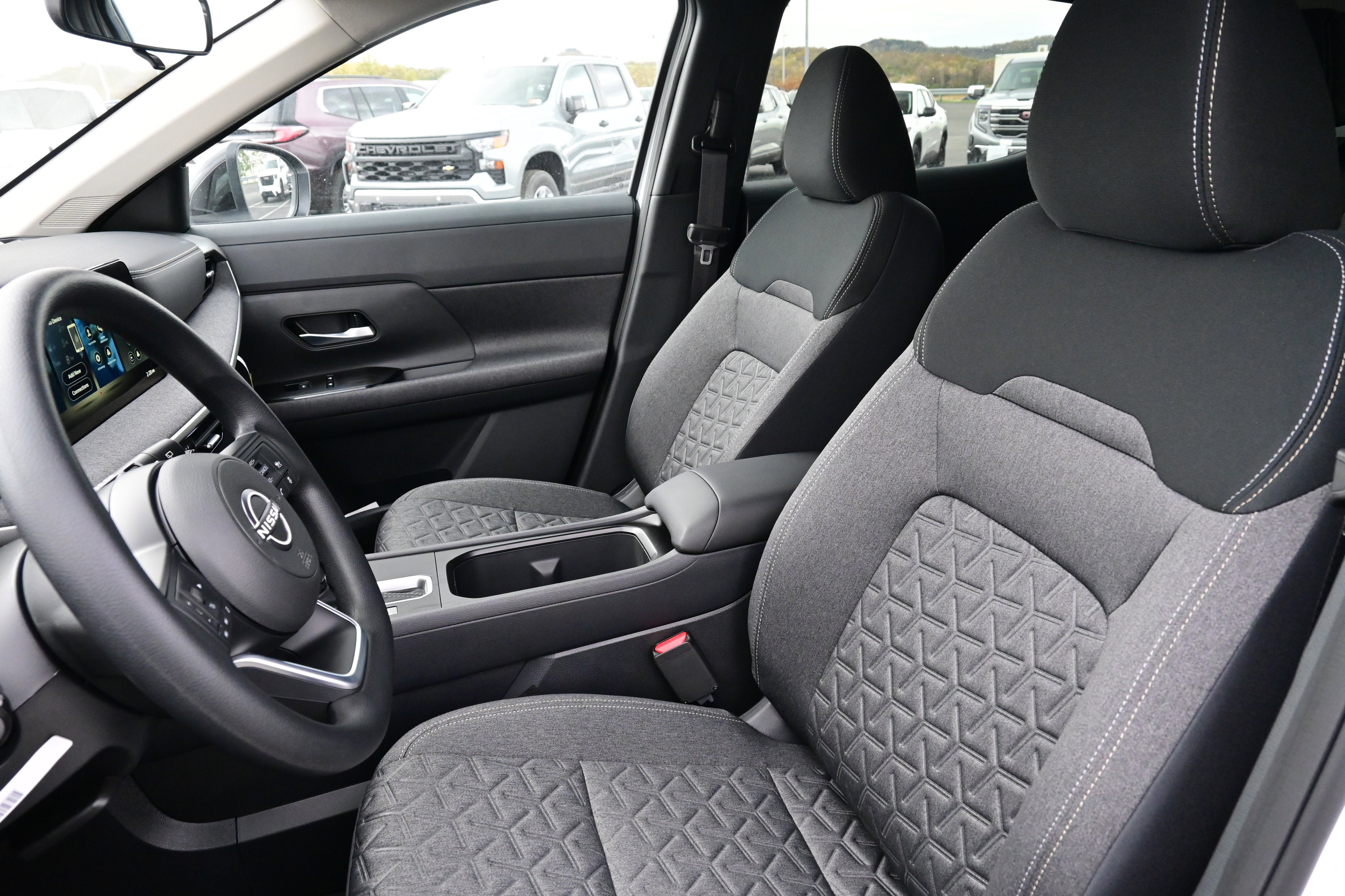 New 2026 Nissan Kicks SV w/ SV Premium Package AWD/4WD image 22