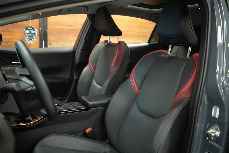 Used 2026 Toyota Prius Plug-In Hybrid image 10